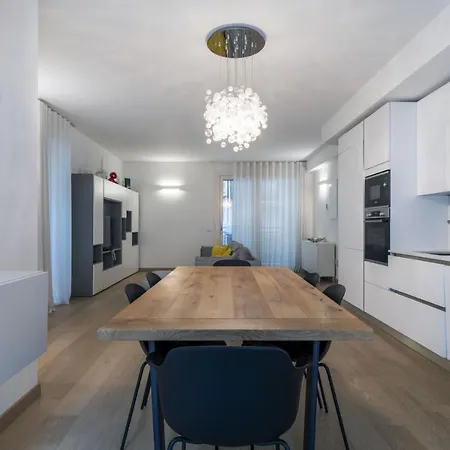 Easylife - Moderno Ed Elegante Trilocale In Corso Garibaldi