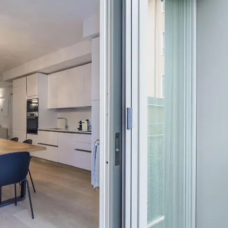 Apartment Easylife - Moderno Ed Elegante Trilocale In Corso Garibaldi Milan